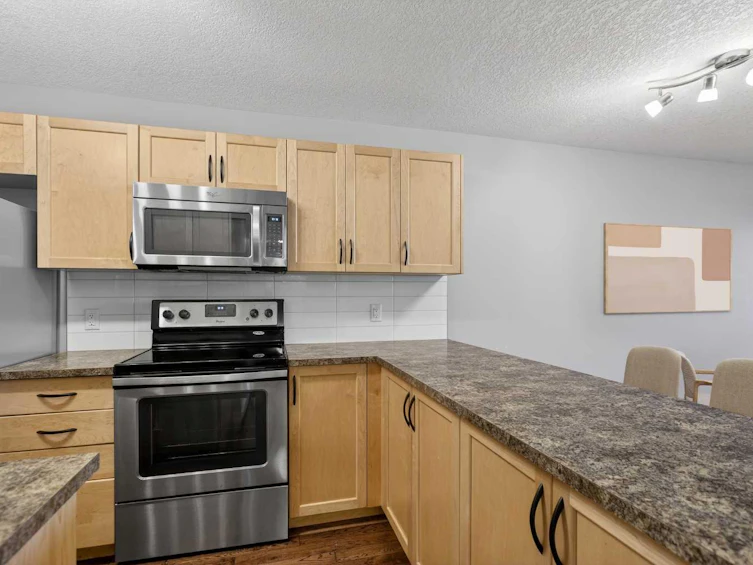 2-125 23 Avenue SW, Calgary, AB, T2S 0H9 - 7