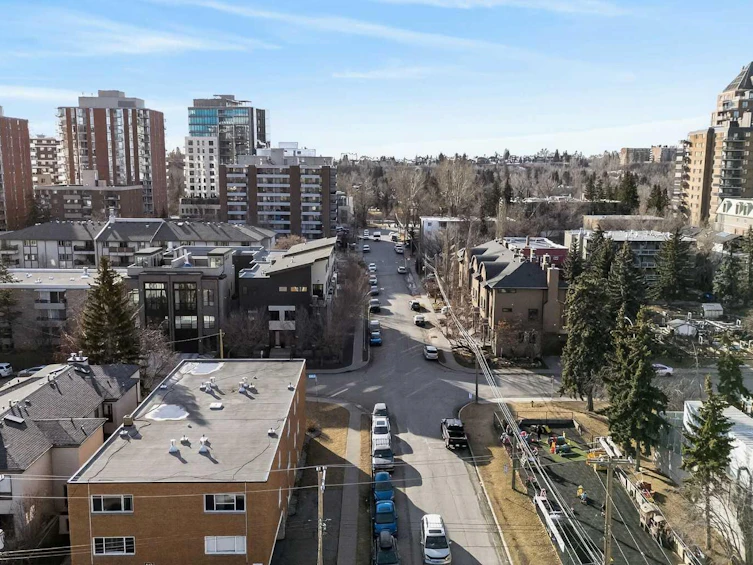 2-125 23 Avenue SW, Calgary, AB, T2S 0H9 - 25