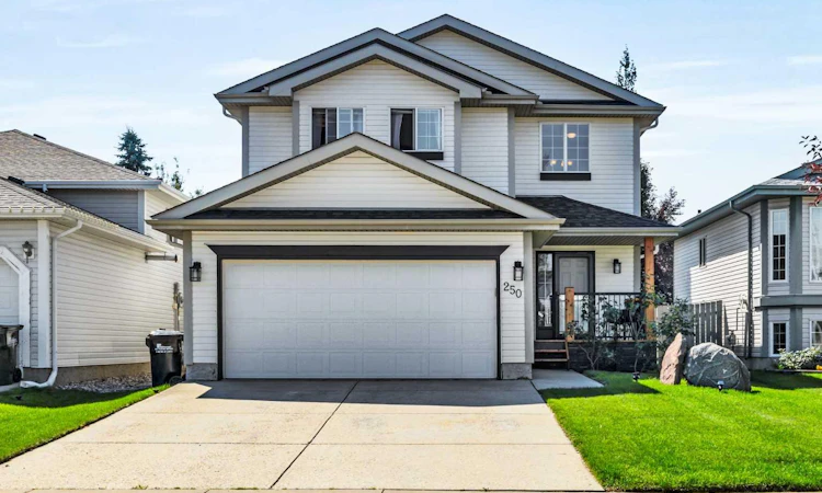 250 Lilac Terrace