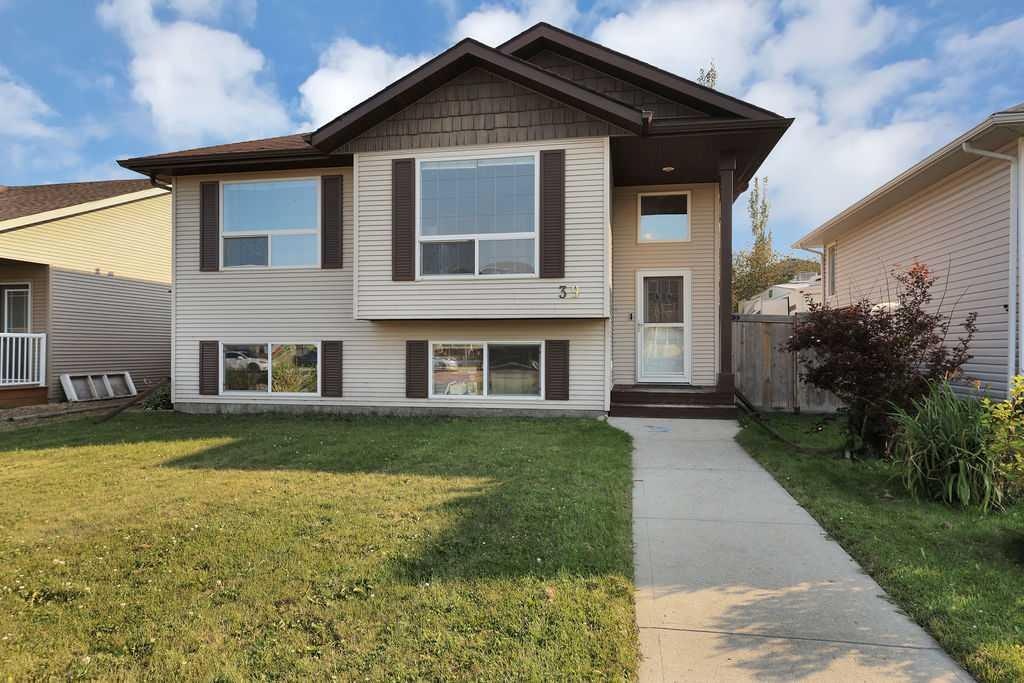 39 Terrace Heights Drive, Lacombe, AB, T4L 2L8