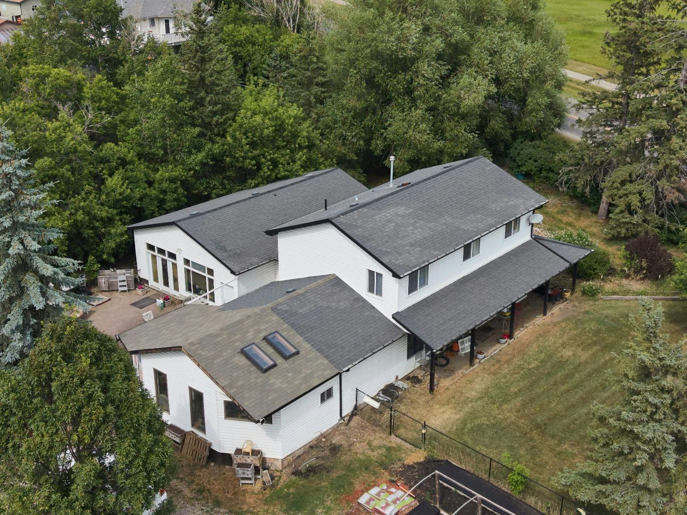 693 10 Avenue, Carstairs, AB, T0M 0N0