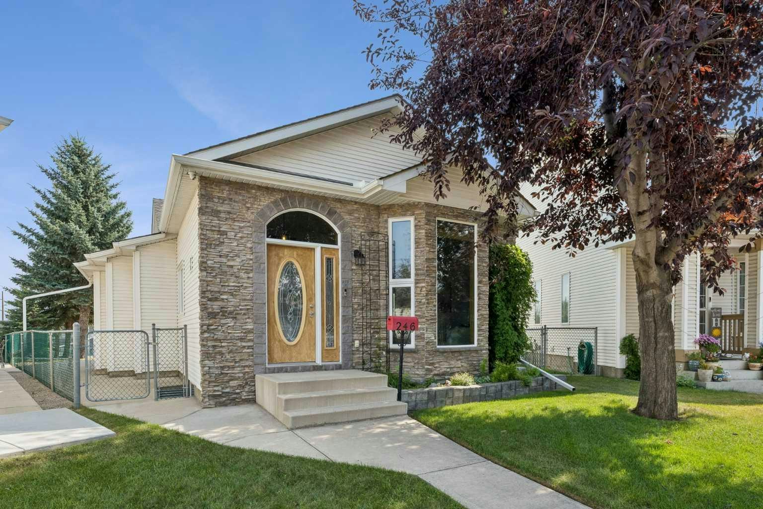 246 Mt Lorette Place SE, Calgary, AB, T2Z 2L9