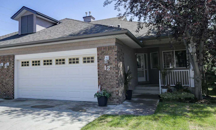 12 Straddock Villas SW