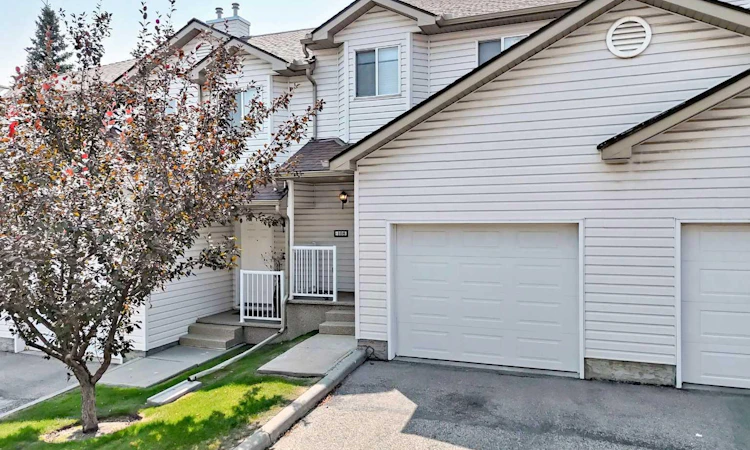 108 Douglas Glen Park SE