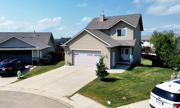 8 Logan Court