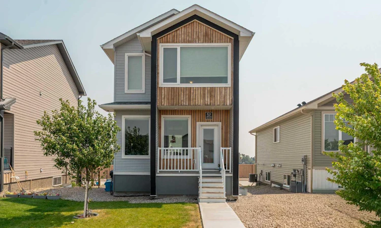 824 Coalbrook Close W