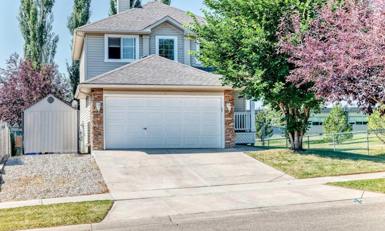 124 West Lakeview Drive
