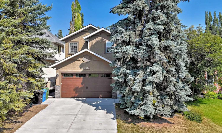 1574 Evergreen Drive SW