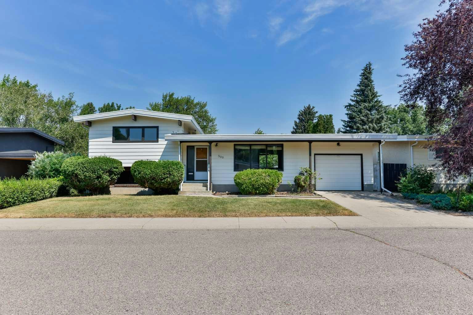 309 Normandy Road S, Lethbridge, AB, T1J 3X9