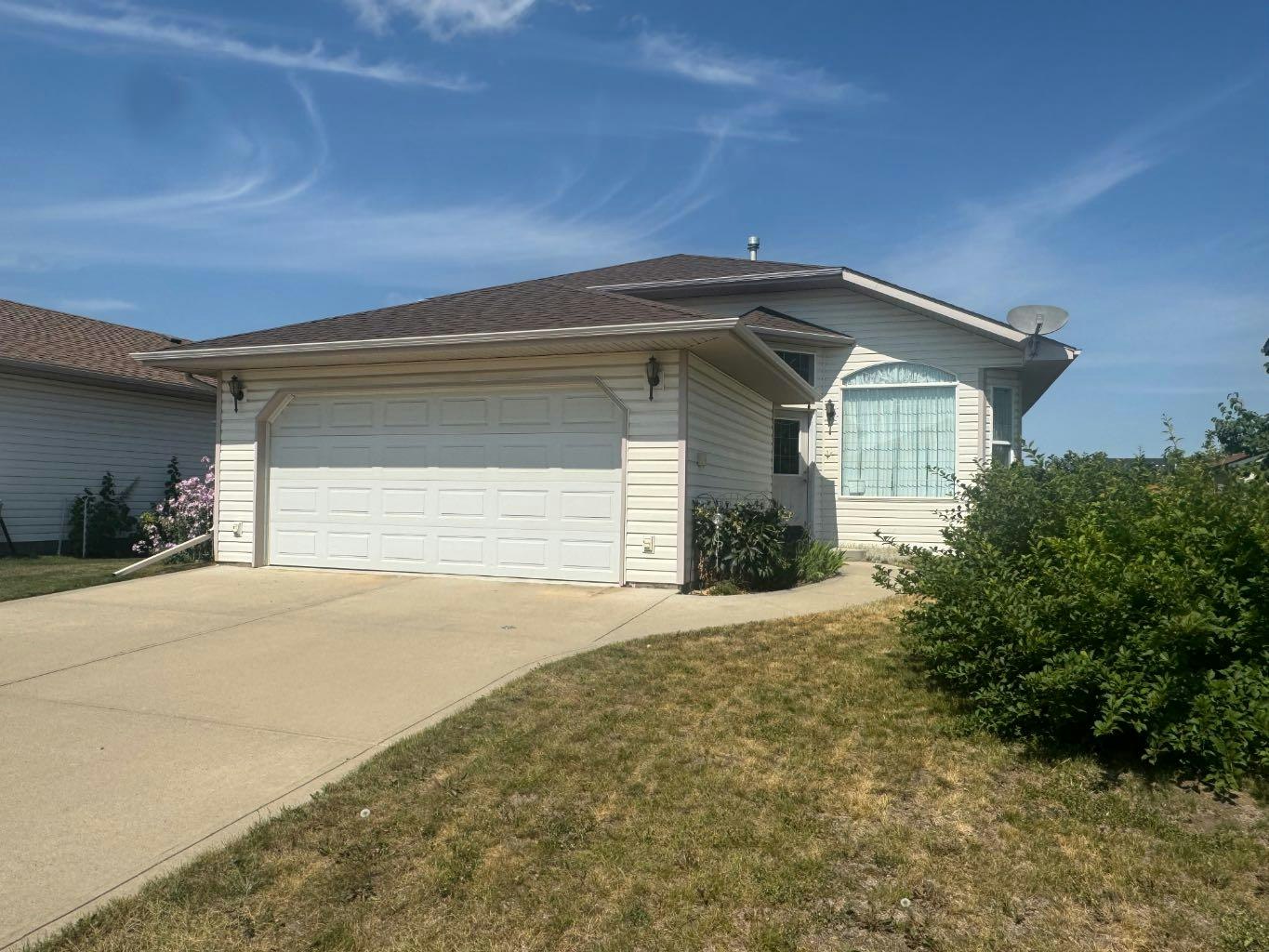 114 Sunridge Avenue, Blackfalds, AB, T0M 0J0
