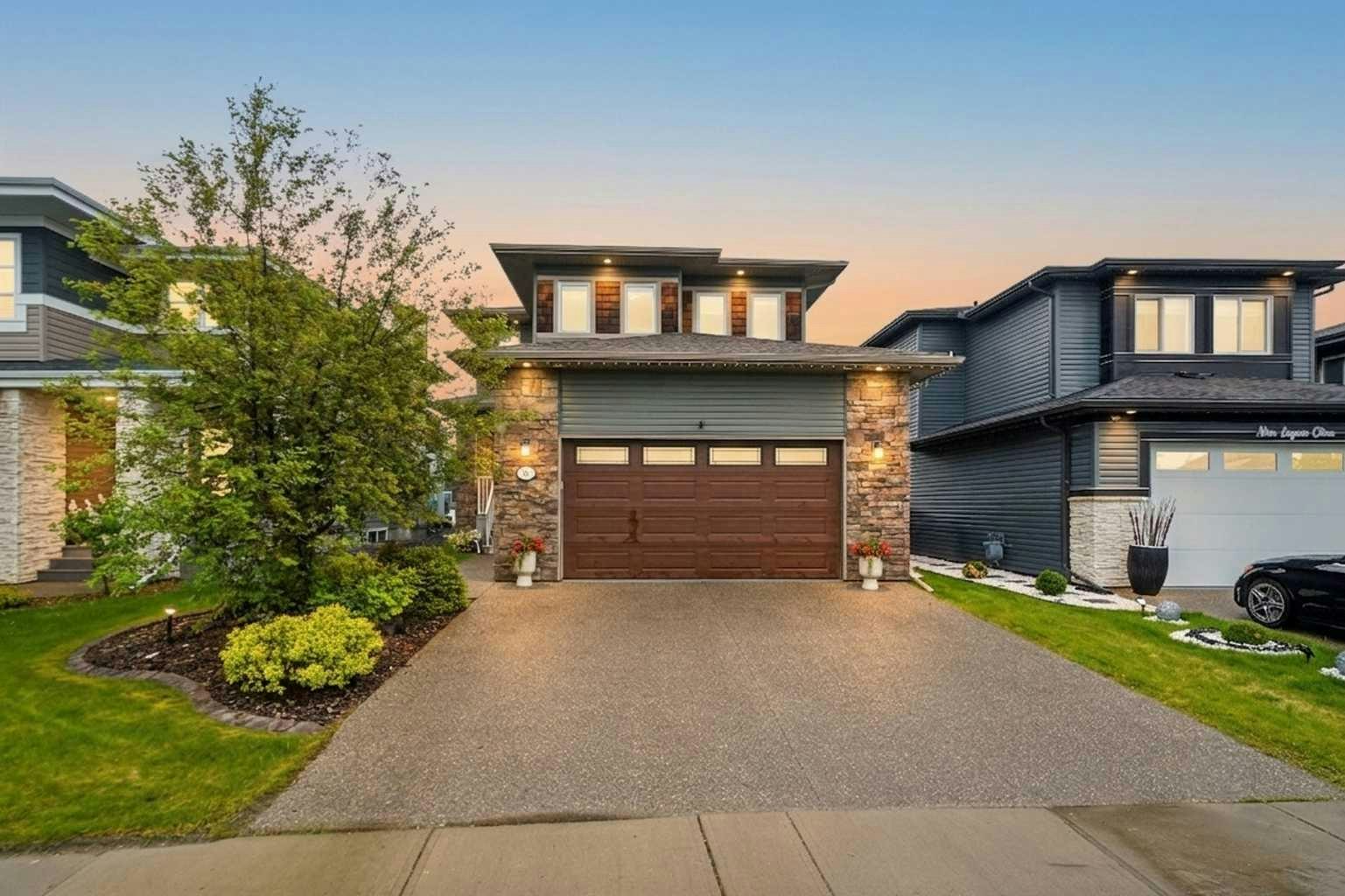 13 Lazaro Close, Red Deer, AB, T4R 0R6