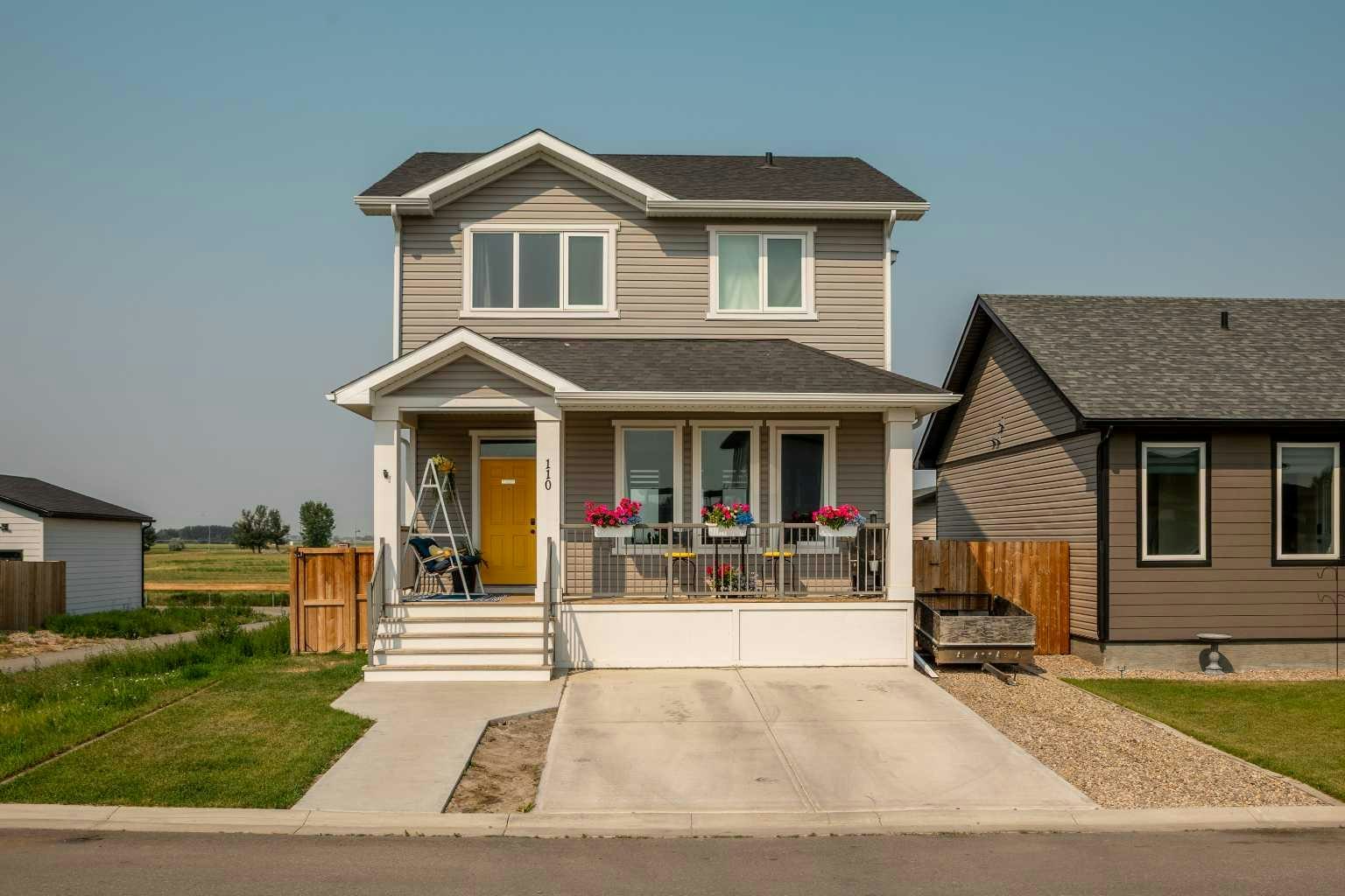 110 Prairie Gold Street, Taber, AB, T1G 0G3