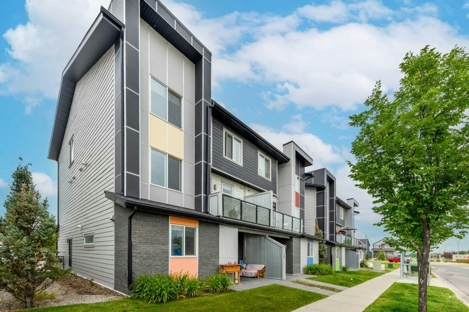 261 Redstone Street NE, Calgary, AB, T3N 1M5