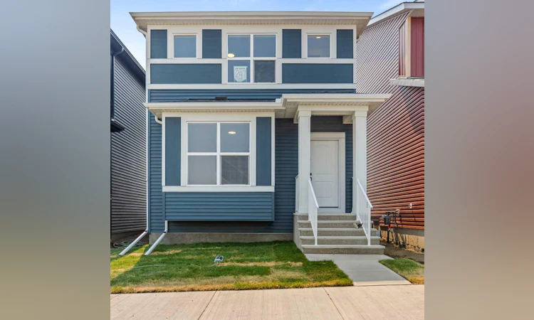 247 Lucas Gate NW