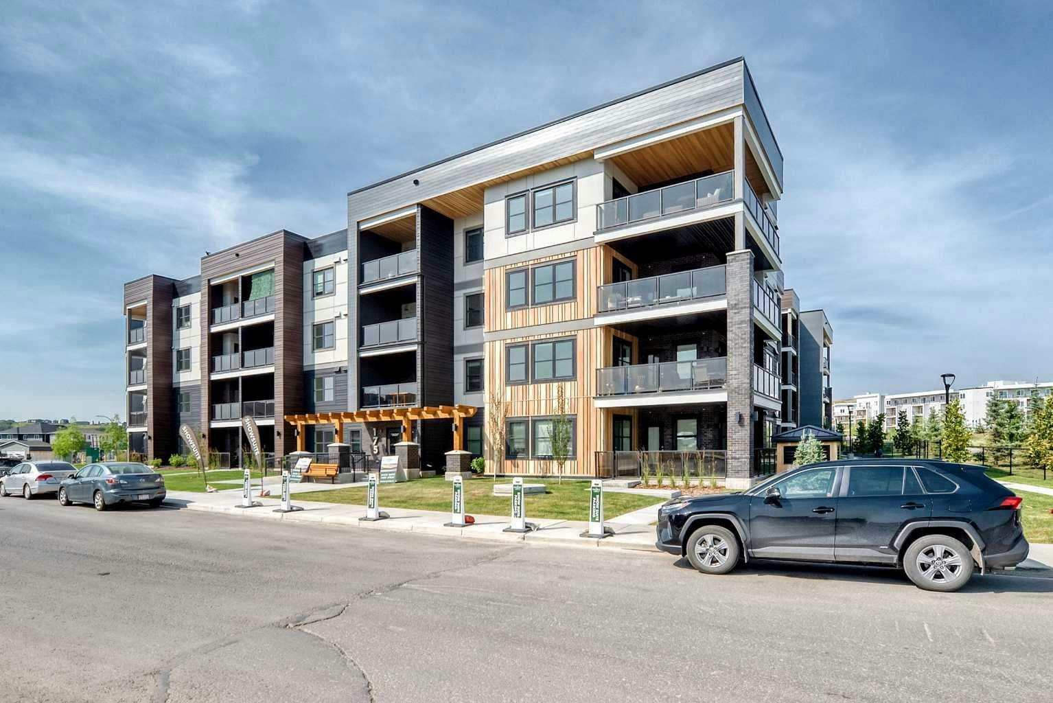 115-175 Wolf Hollow Crescent SE, Calgary, AB, T2X 6T9