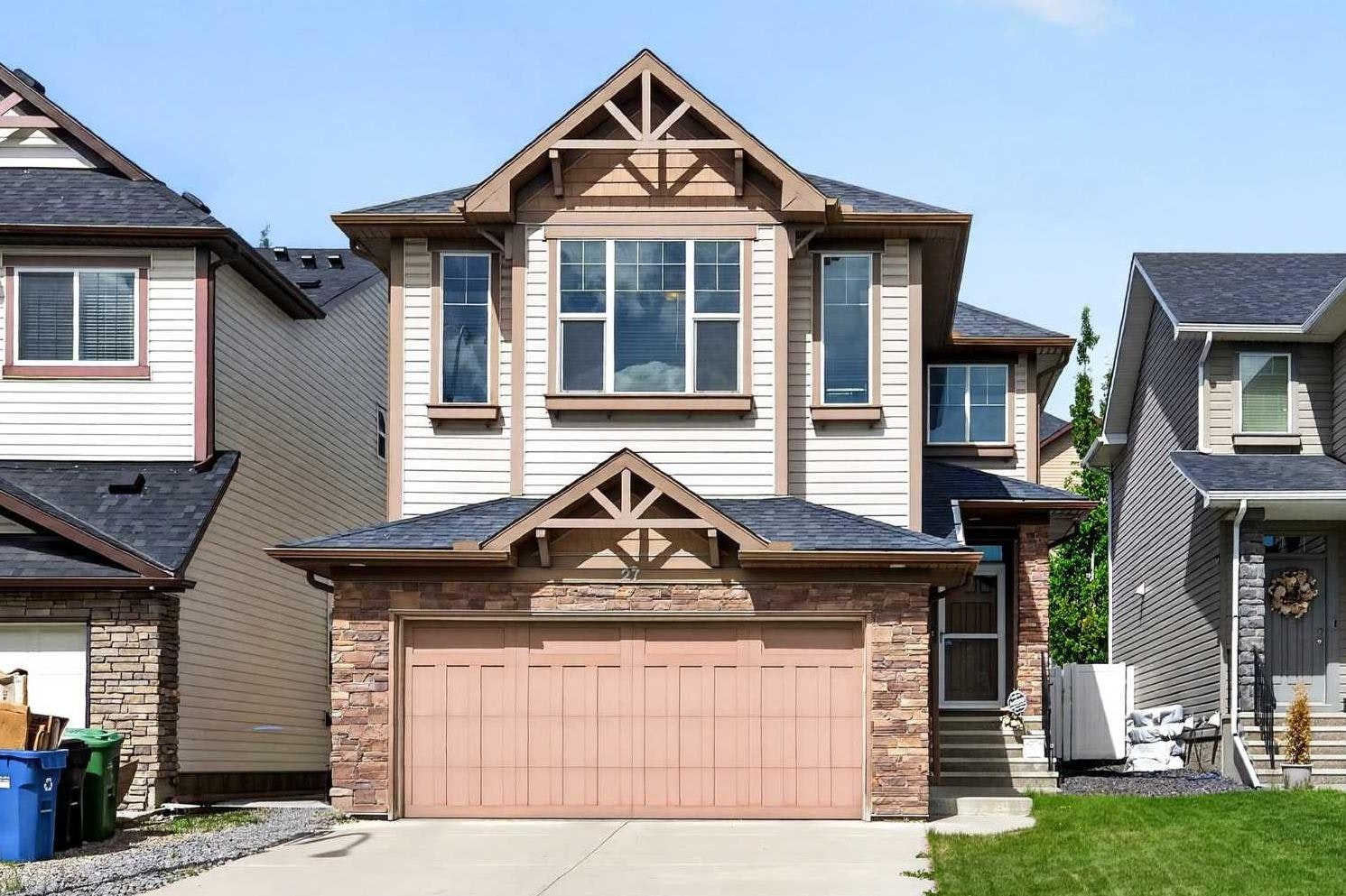 27 Panatella Row NW, Calgary, AB, T3K 0V5