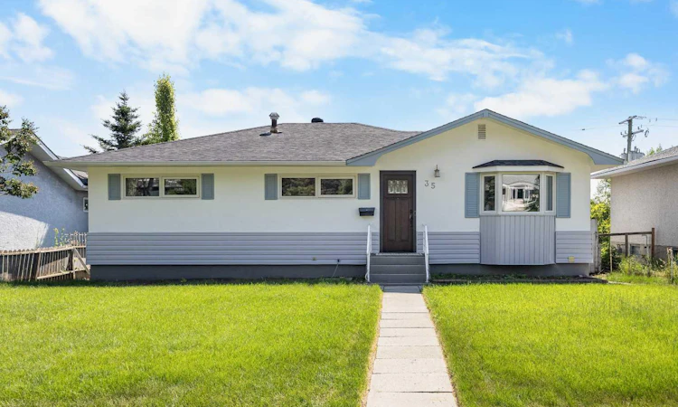 35 Collingwood Place NW