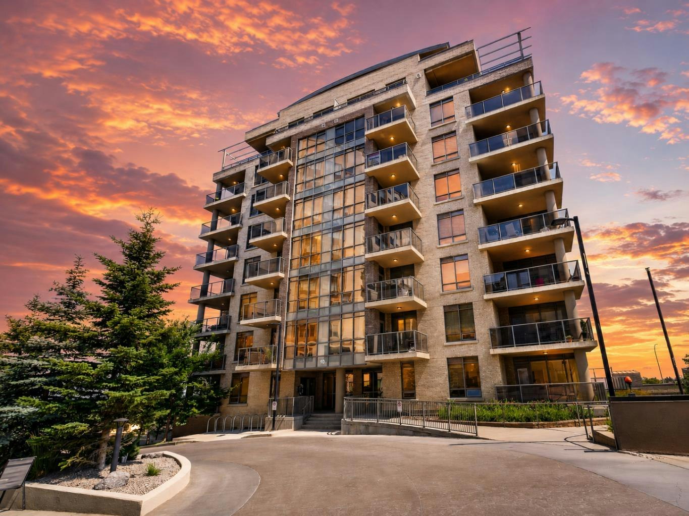402-10 Shawnee Hill SW, Calgary, AB, T2Y 0K5
