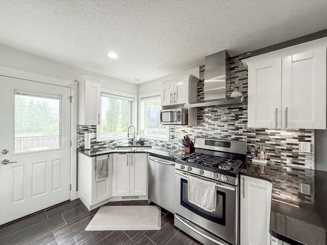 11910 Copperwood Road, Grande Prairie, AB, T8X 0H5 - 12