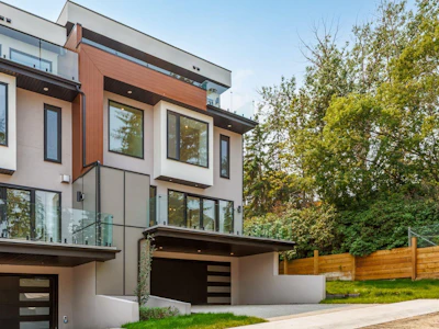 3-2703 Erlton Street SW - 2