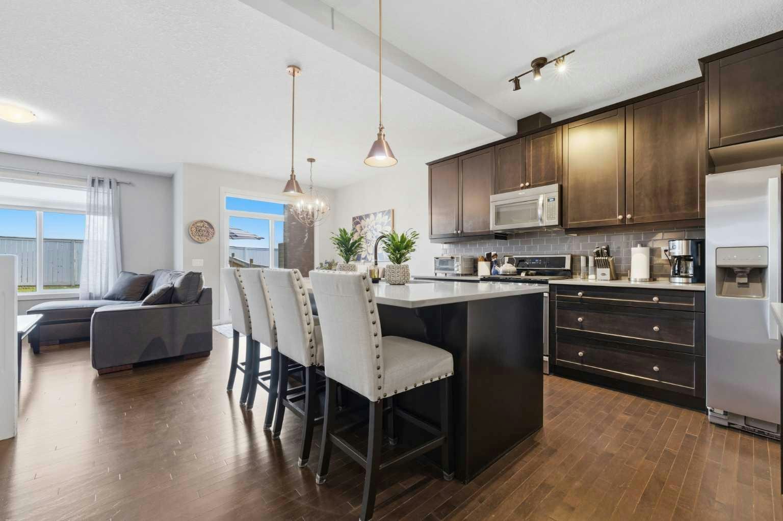 406 River Heights Crescent - 3