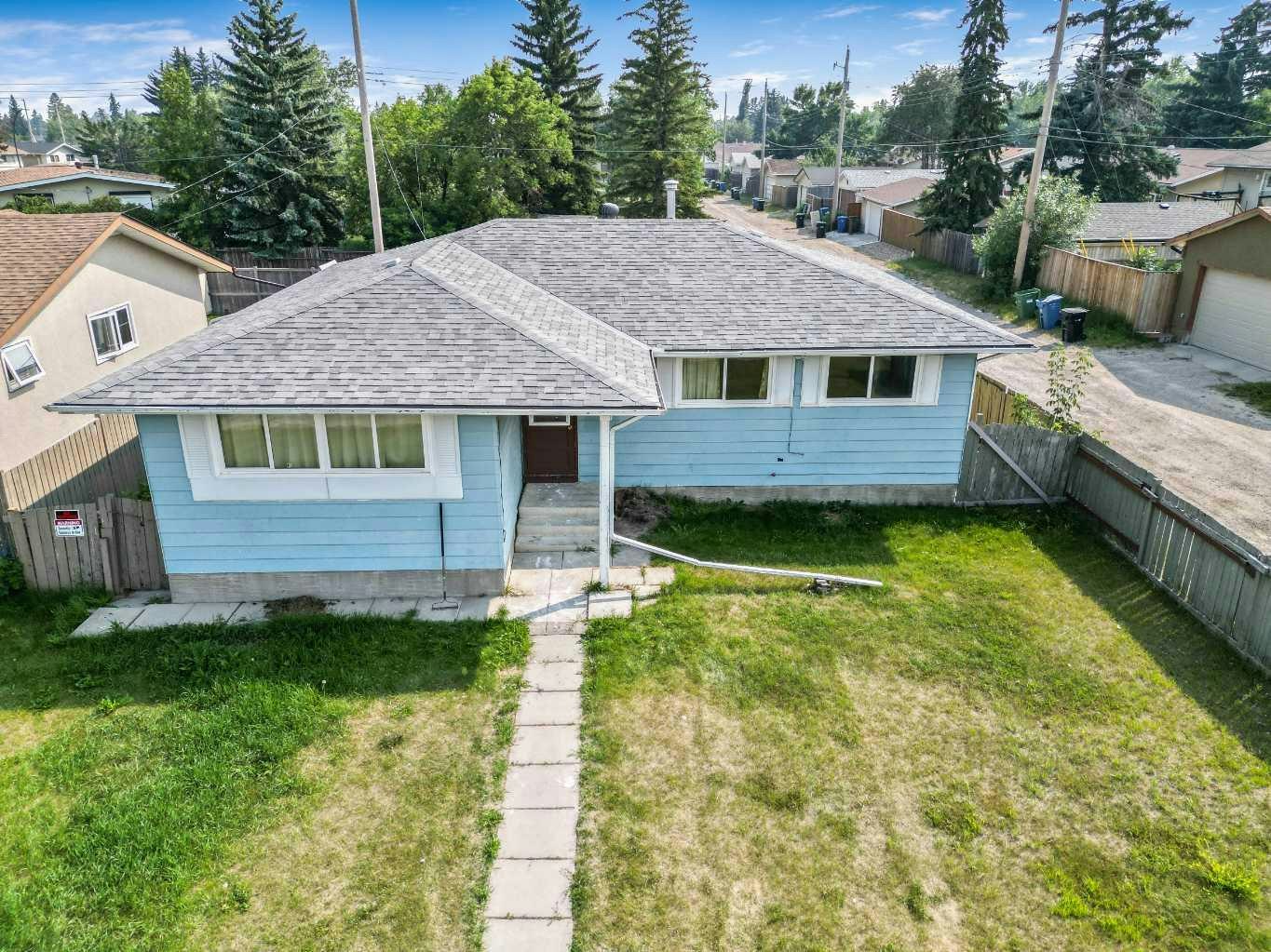 211 Forest Way SE, Calgary, AB, T2A 5B5