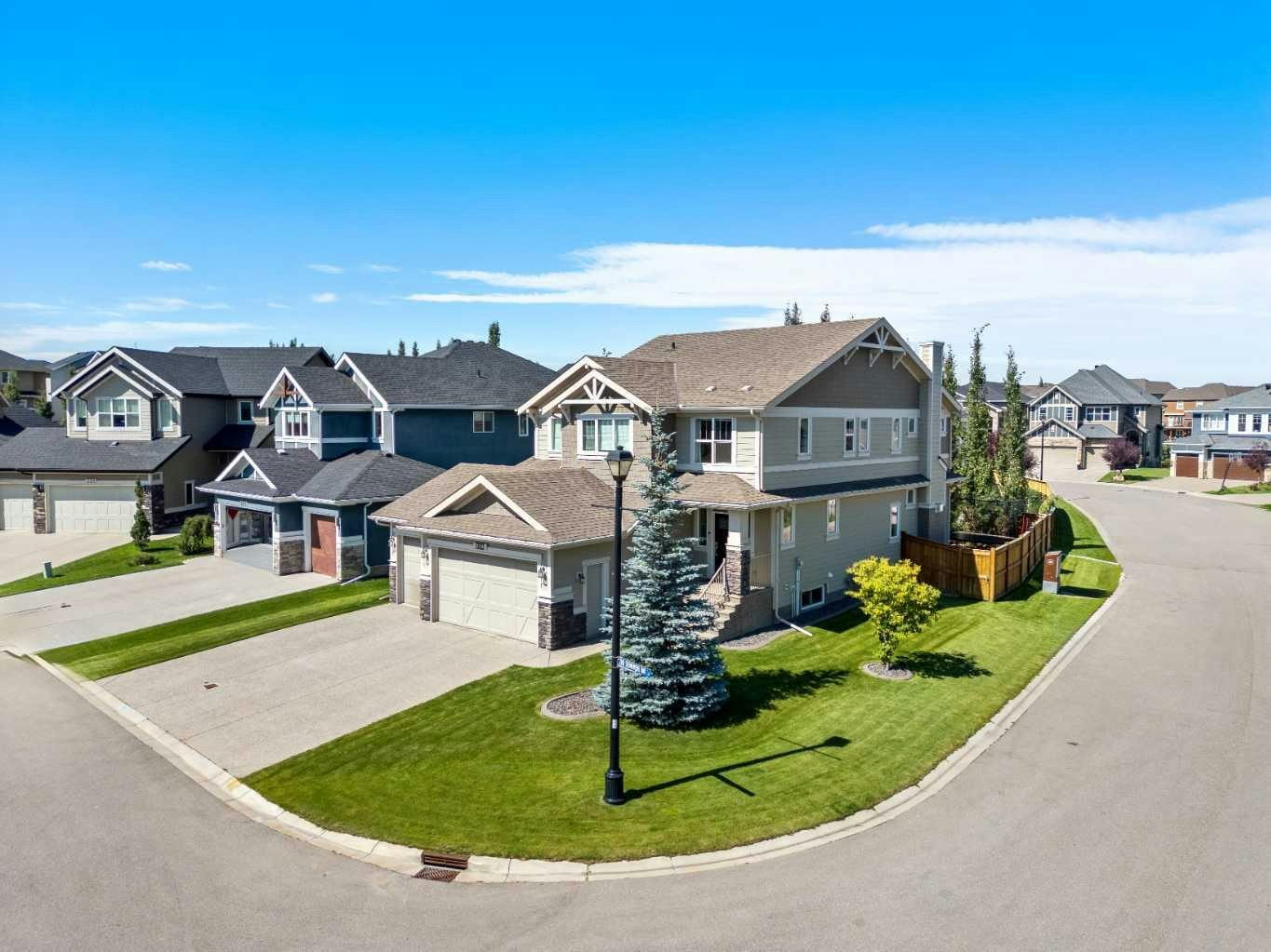 229 Stonemere Bay, Chestermere, AB, T1X 0S1