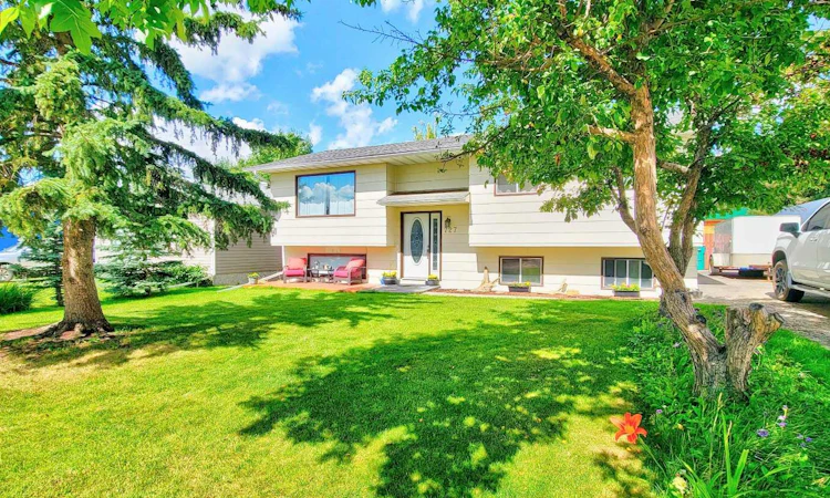 727 Oak Drive
