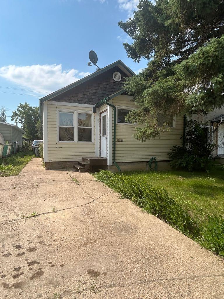 4621 50 Avenue, Town Of Vermilion, AB, T9X 1B1