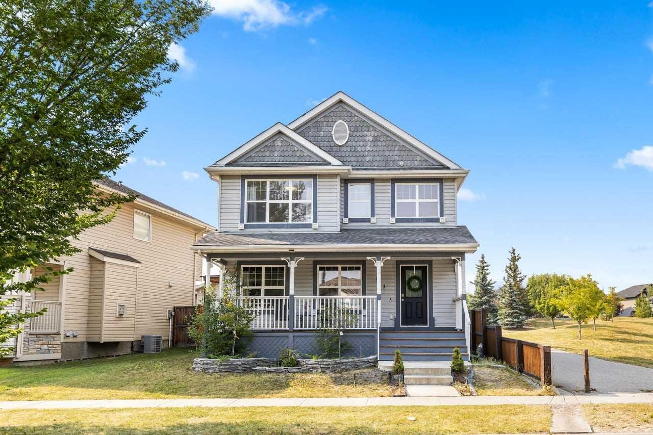 813 Prestwick Circle SE, Calgary, AB, T2Z 4Y8
