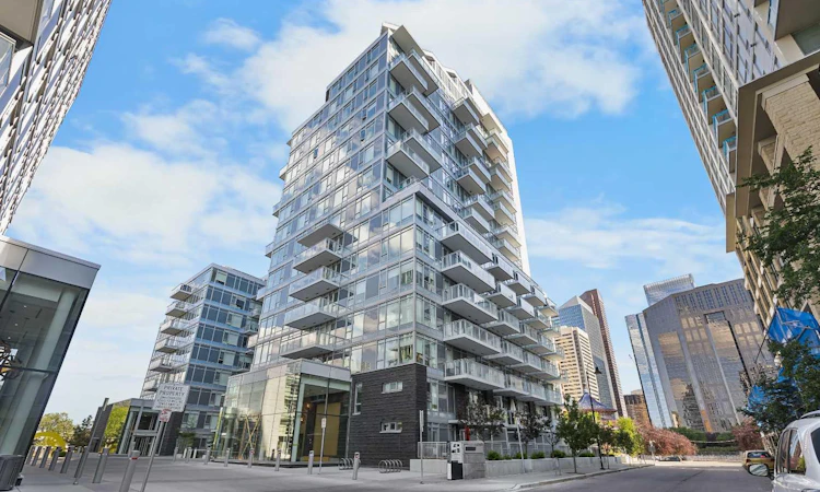 505-108 Waterfront Court SW