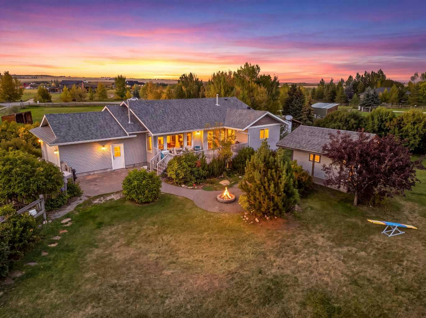20031 496 Avenue E, Foothills County, AB, T1V 1N1