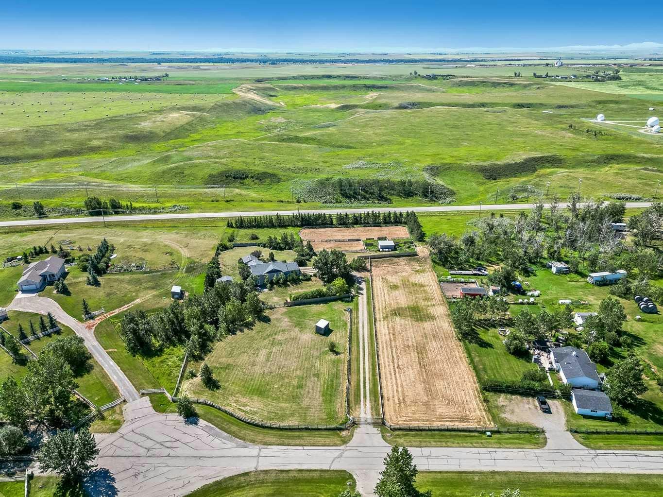 20031 496 Avenue E, Foothills County, AB, T1V 1N1