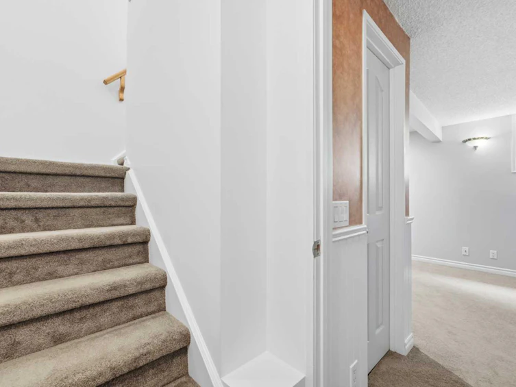 224 Erin Dale Place SE, Calgary, AB, T2B 2R7 - 25