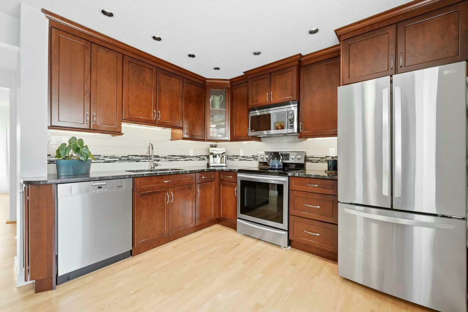 224 Erin Dale Place SE, Calgary, AB, T2B 2R7 - 10