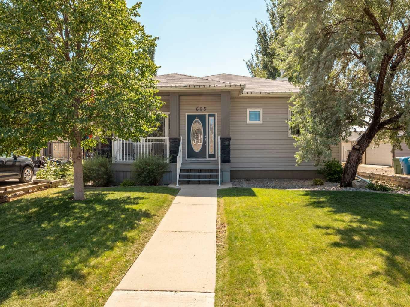 695 Parkside Drive, Coaldale, AB, T1M 1R7