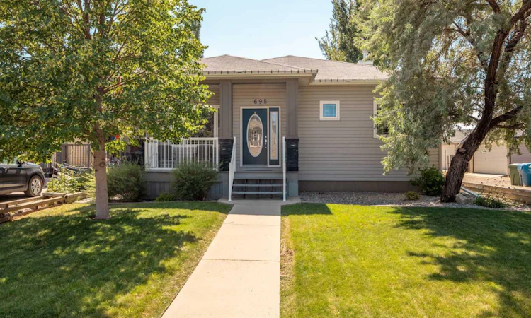 695 Parkside Drive