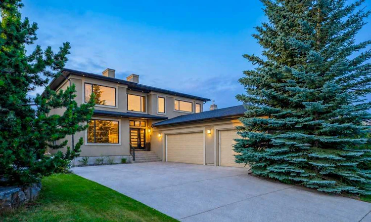 10 Aspen Ridge Way SW