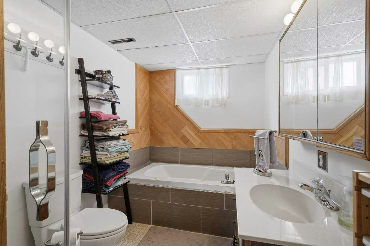 143 Bayview Street, Stettler, AB, T0C 3B0 - 43