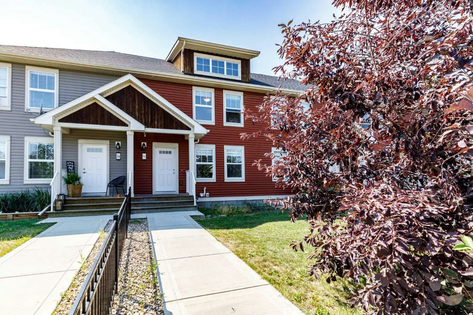 19 Reid Court, Sylvan Lake, AB, T4S 0L9
