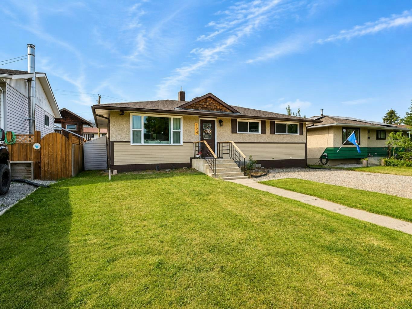 124 4 Avenue, Strathmore, AB, T1P 1B9