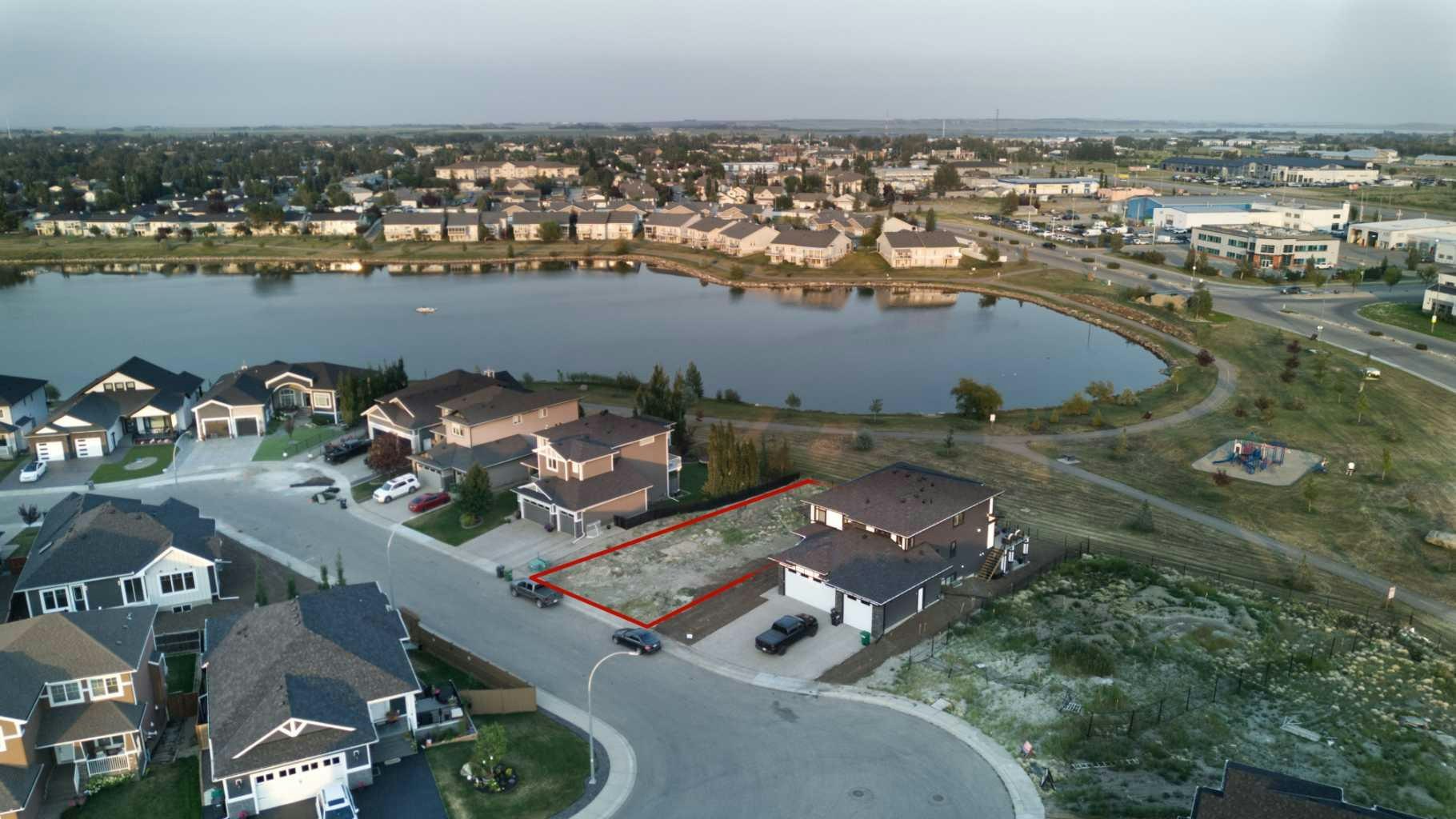 25 Lakes Estates Circle, Strathmore, AB, T1P 1L8