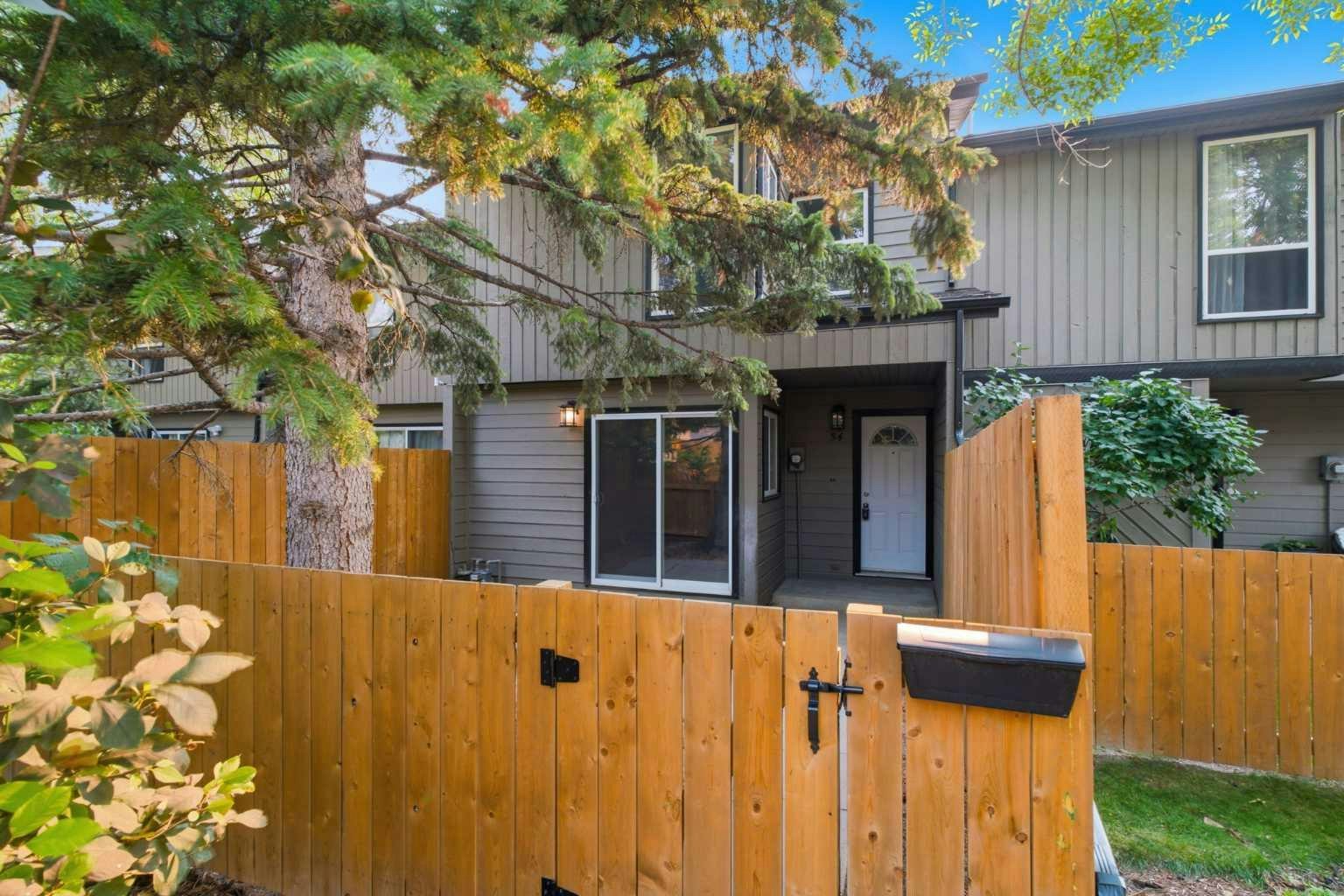 34-420 Grier Avenue NE, Calgary, AB, T2K 5X6
