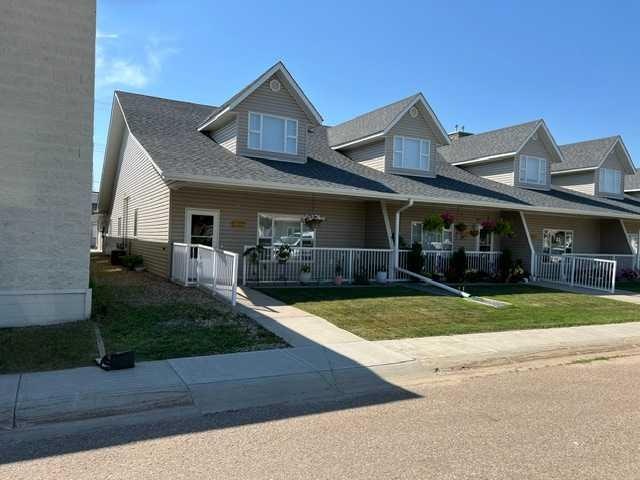 5008A 49 Street, Stettler, AB, T0C 2L0