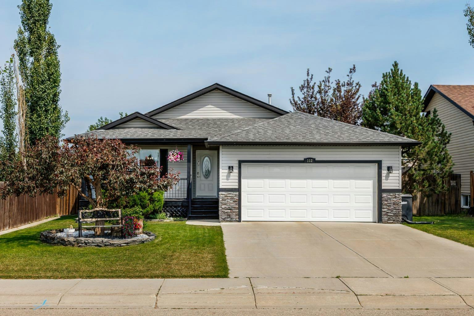 112 Hillview Drive, Strathmore, AB, T1P 1Z6