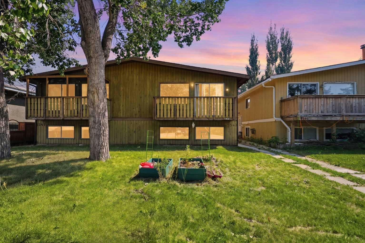 7343 36 Avenue NW, Calgary, AB, T3B 1V1