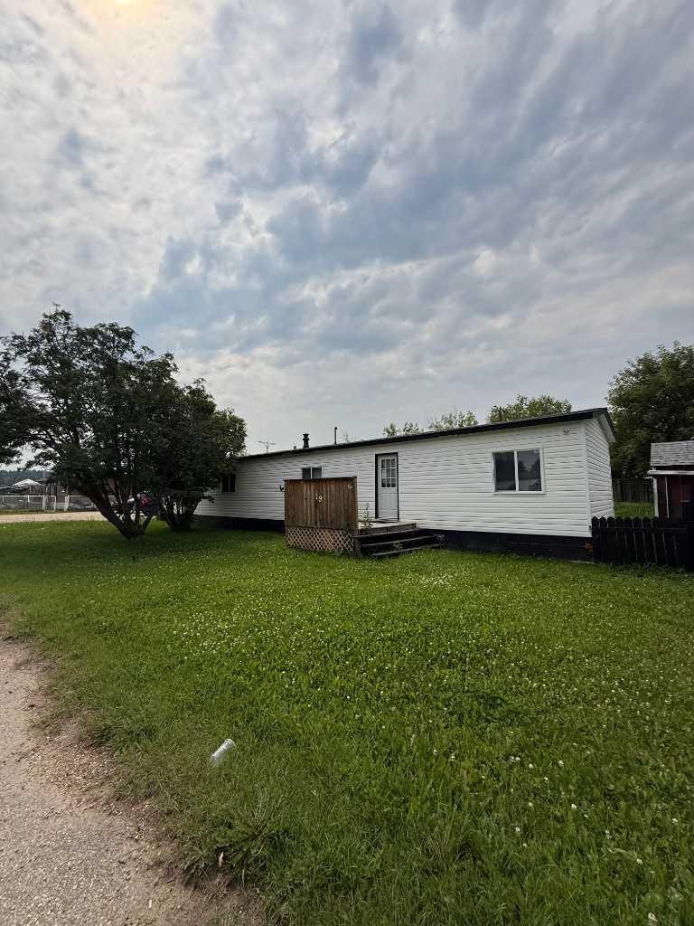 19 River Valley Estates, Whitecourt, AB, T7S 1J7