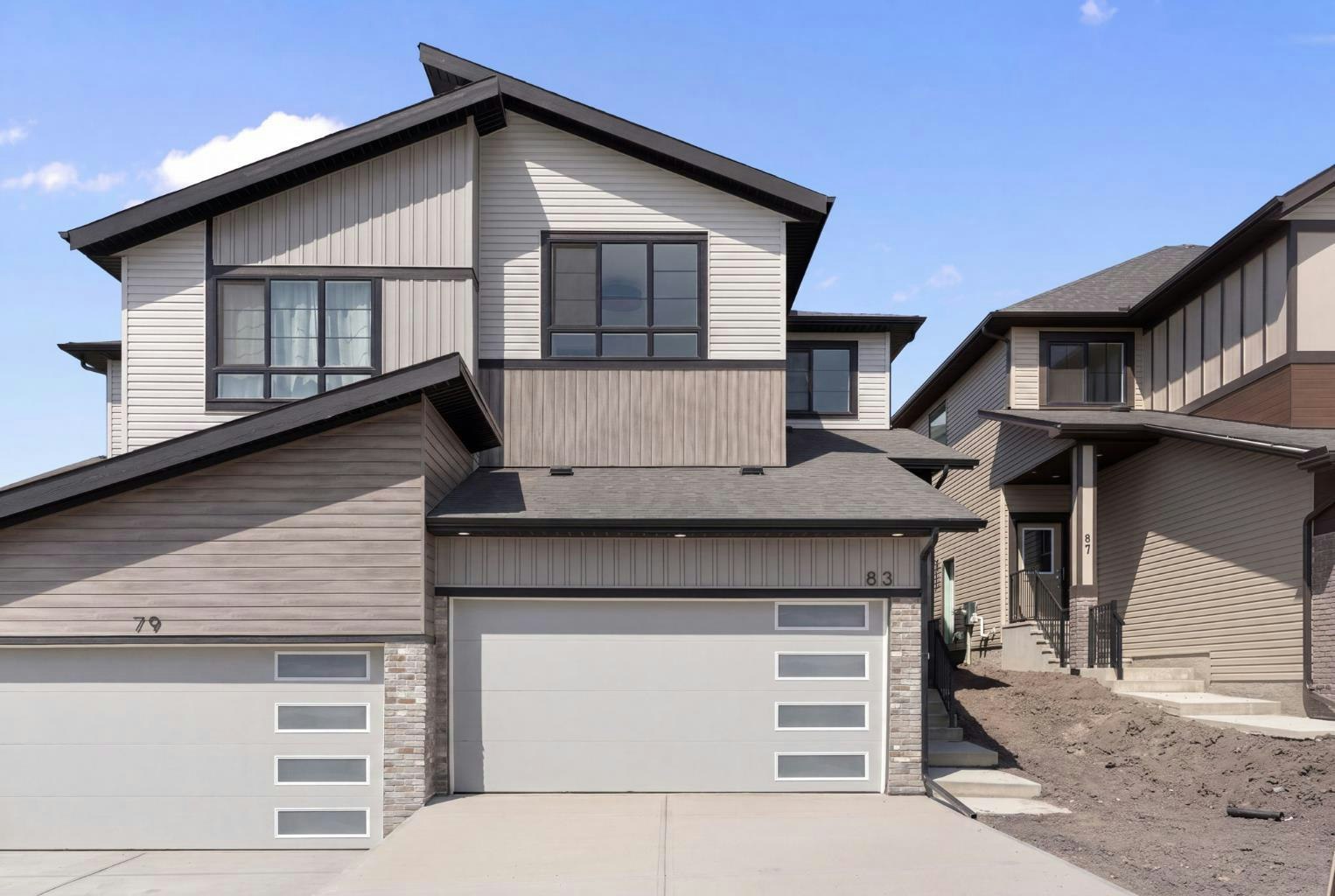 83 Heritage Manor, Cochrane, AB, T4C 3K8