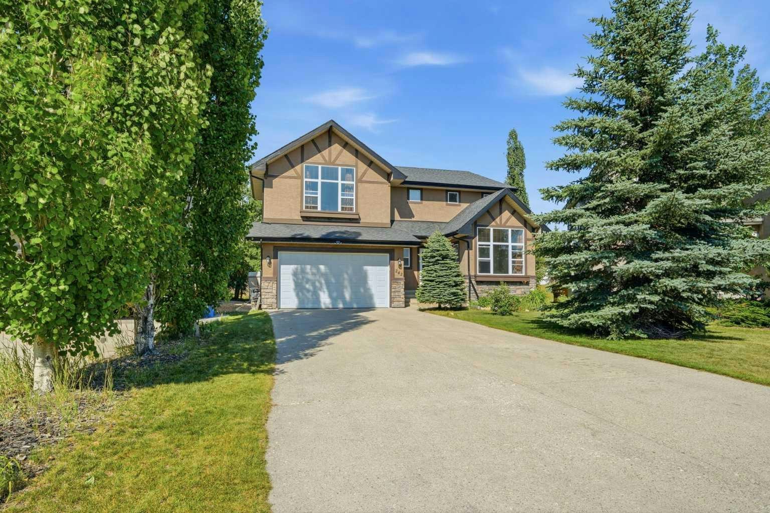 242 Tusslewood Grove NW, Calgary, AB, T3L 2Y4