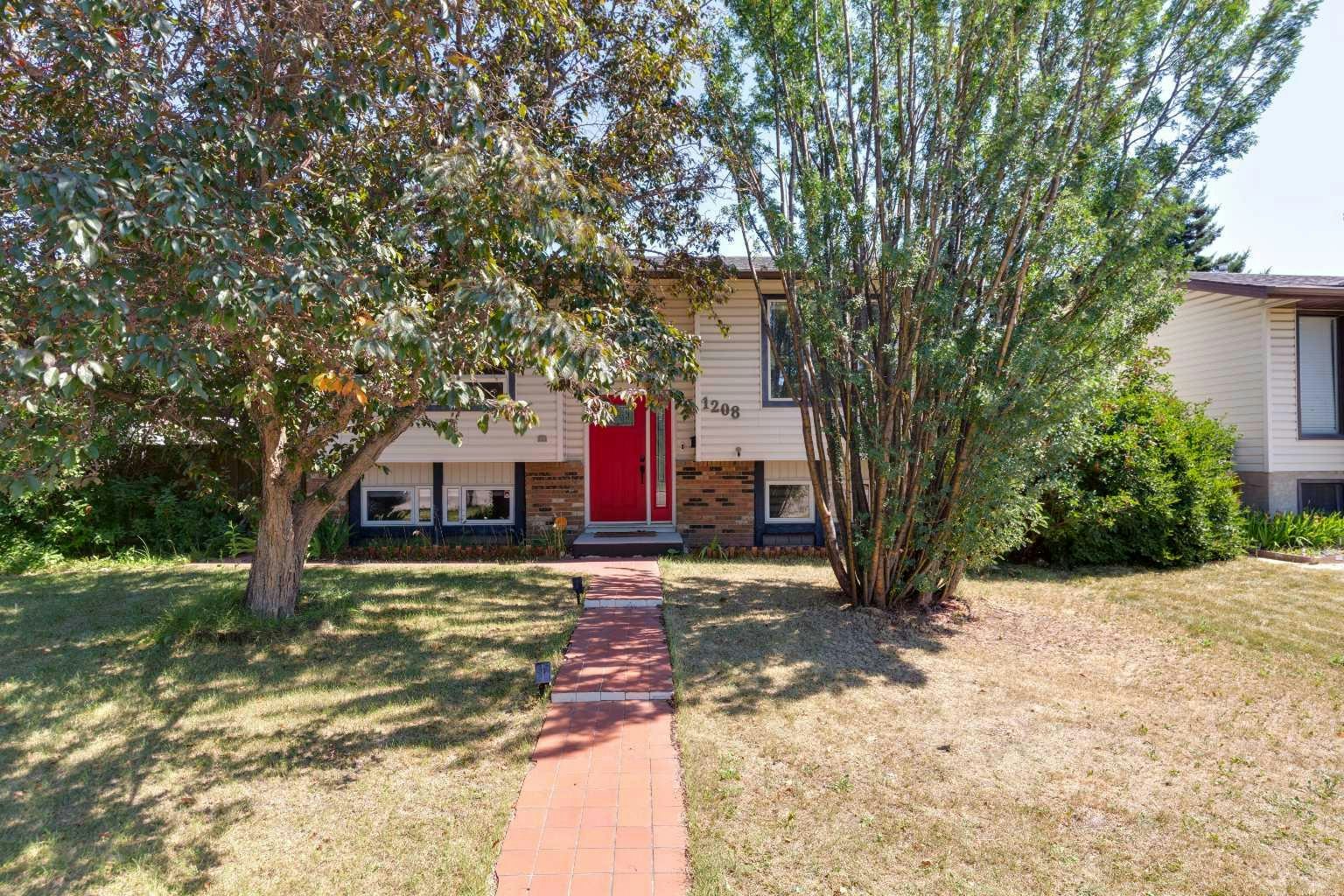 1208 Ranchlands Boulevard NW, Calgary, AB, T3G 1G5